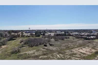 305 Ellen May, Yoakum, TX 77995 - Photo 19
