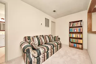 9433 Pagewood Ln, Houston, TX 77063 - Photo 27