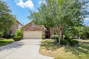 35 S Marshside Pl, Spring, TX 77389 - Photo 1
