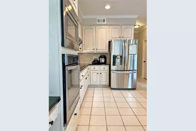 4007 N Beechwood Court, Houston, TX 77059 - Photo 7
