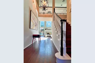 4007 N Beechwood Court, Houston, TX 77059 - Photo 5