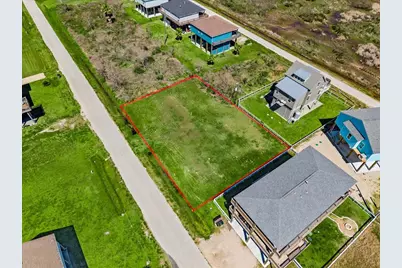 938 Melody Lane, Crystal Beach, TX 77650 - Photo 15