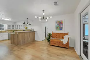 2219 Laurel Hill Dr, Houston, TX 77339 - Photo 9