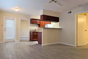 2750 Holly Hall St, Houston, TX 77054 - Photo 3