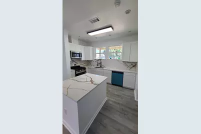 1010 Linden Street, La Marque, TX 77568 - Photo 5
