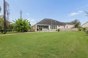 3430 Dover Valley Dr, Houston, TX 77059 - Photo 35