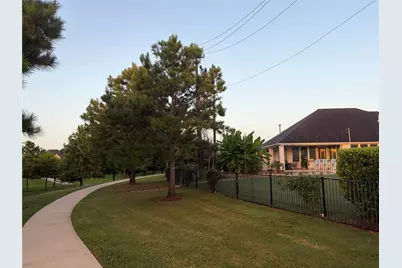 3430 Dover Valley Drive, Houston, TX 77059 - Photo 39