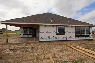 12102 Upper Mdws Ave, Mont Belvieu, TX 77535 - Photo 3