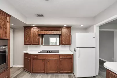 1026 16th Avenue N, Texas City, TX 77590 - Photo 21