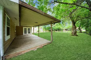 1026 16th Ave N, Texas City, TX 77590 - Photo 35
