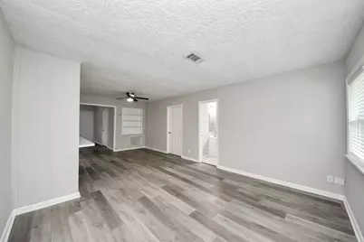 1026 16th Avenue N, Texas City, TX 77590 - Photo 13