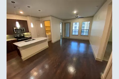 1800 St Joseph Parkway #327, Houston, TX 77003 - Photo 5