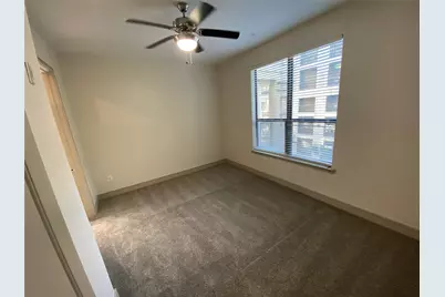 1800 St Joseph Parkway #327, Houston, TX 77003 - Photo 7