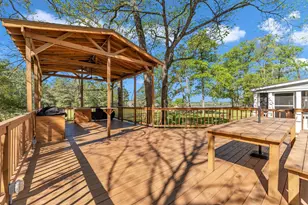 22425 Augusta Dr, Huntsville, TX 77340 - Photo 9