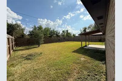 10119 Leawood Boulevard, Houston, TX 77099 - Photo 17