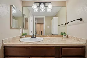 2800 Jeanetta St, Houston, TX 77063 - Photo 23