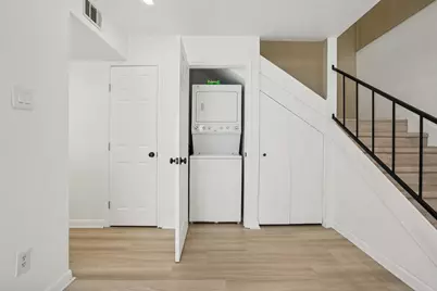 2800 Jeanetta Street #203, Houston, TX 77063 - Photo 13