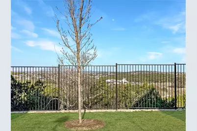 5613 Mobeetie Loop, Bee Cave, TX 78738 - Photo 3