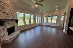 13105 Brg Crst Dr, Conroe, TX 77302 - Photo 3