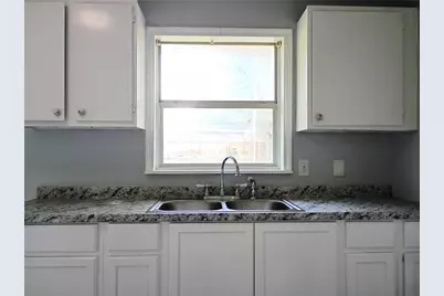 811 Loper Street, Houston, TX 77017 - Photo 5