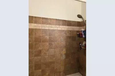 600 E Plum Street, Angleton, TX 77515 - Photo 5