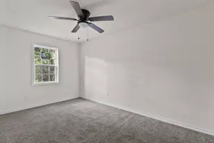 5031 Mallow St, Houston, TX 77033 - Photo 7