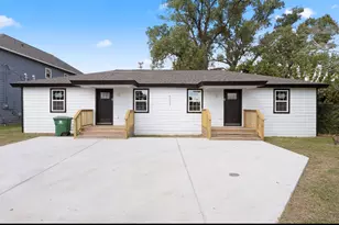 5031 Mallow St, Houston, TX 77033 - Photo 1