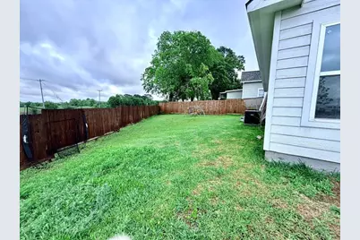 810 Brown Street, Brenham, TX 77833 - Photo 33