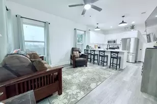 810 Brown St, Brenham, TX 77833 - Photo 5