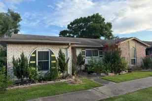 13074 Clarewood Dr, Houston, TX 77072 - Photo 1