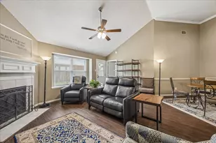 16603 Lighthouse View Dr NW, Friendswood, TX 77546 - Photo 5