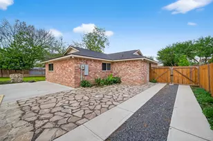 5258 Castlecreek Ln, Houston, TX 77053 - Photo 31