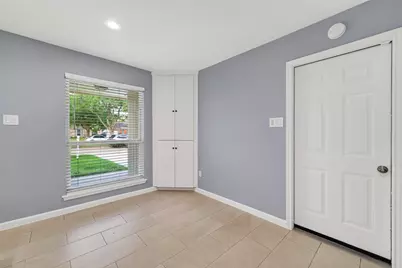 5258 Castlecreek Lane, Houston, TX 77053 - Photo 17