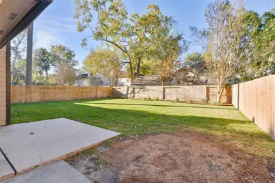 4527 Natural Bridge Drive, Houston, TX 77345 - Photo 33