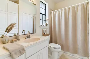 226 Moss Rose Ln, Lake Jackson, TX 77566 - Photo 23