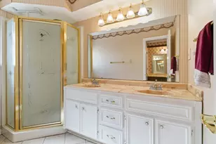 211 Shenandoah Dr, Shenandoah, TX 77381 - Photo 19