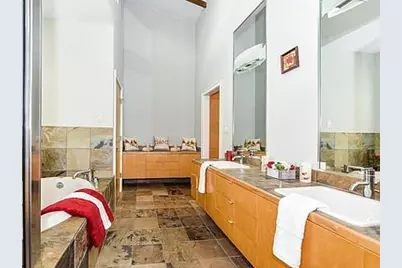 318 McAlpine Street, Houston, TX 77003 - Photo 13