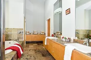 318 McAlpine St, Houston, TX 77003 - Photo 13