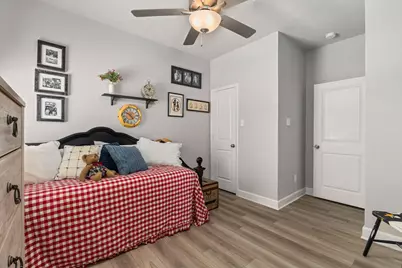 2001 Vineyard Pass, Brenham, TX 77833 - Photo 29