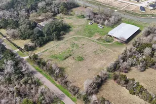 2401 Flora/Cr 422 Rd, Alvin, TX 77511 - Photo 25