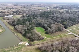 2401 Flora/Cr 422 Rd, Alvin, TX 77511 - Photo 29