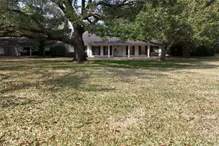 2401 Flora/Cr 422 Rd, Alvin, TX 77511 - Photo 7