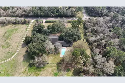 2401 Flora/Cr 422 Road, Alvin, TX 77511 - Photo 17