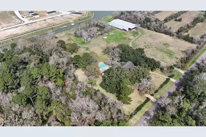 2401 Flora/Cr 422 Road, Alvin, TX 77511 - Photo 3