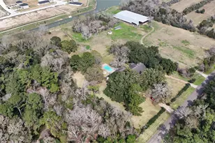 2401 Flora/Cr 422 Rd, Alvin, TX 77511 - Photo 3