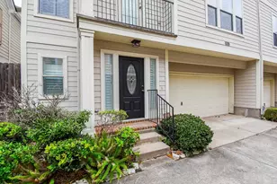 1622 W 25th St, Houston, TX 77008 - Photo 3