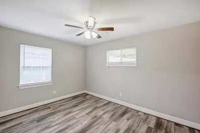 8510 Alcott Drive, Houston, TX 77080 - Photo 13