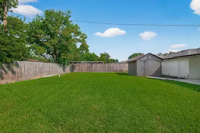 511 Bellmar Lane, Friendswood, TX 77546 - Photo 23
