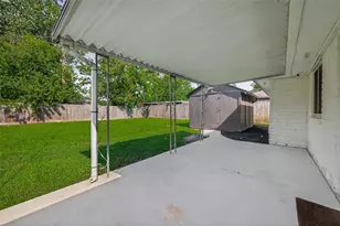 511 Bellmar Ln, Friendswood, TX 77546 - Photo 19