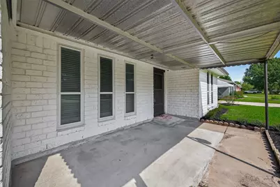 511 Bellmar Lane, Friendswood, TX 77546 - Photo 3